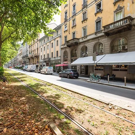 Wonderful Studio In Pta Romana 10 Mins From Duomo By Easylife 아파트 *