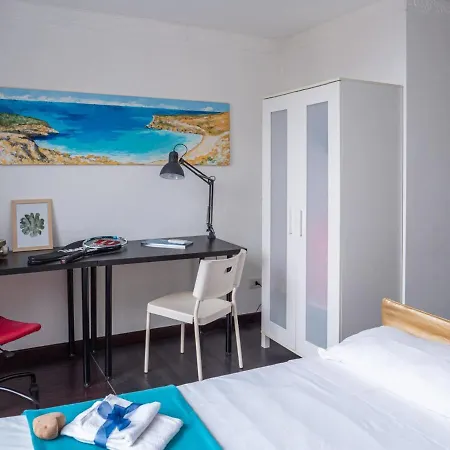 The Rent - Spacious With Balcony In Viale Monza * Mailand