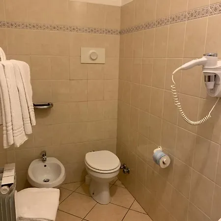 圣西罗菲耶拉酒店