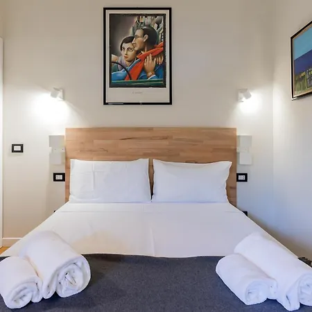 Apartament Retreats Cadorna Duomo Mediolan