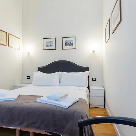 Retreats Cadorna Duomo شقة