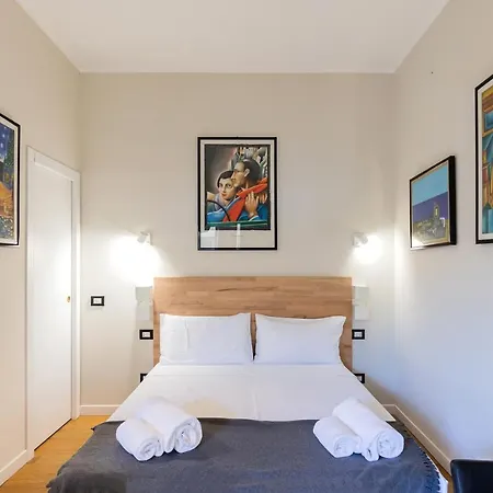 아파트 Retreats Cadorna Duomo 밀라노