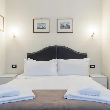 Apartament Retreats Cadorna Duomo Mediolan