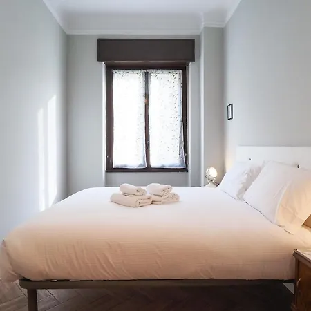 Primopiano - Ferrante Aporti Flats * Milano