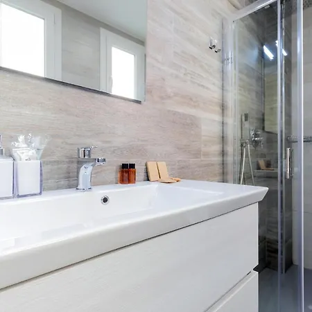 Retreats Cadorna Duomo Appartement Milan