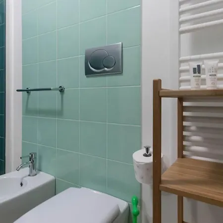 Italianway Easy - Forcella 15 * Милан