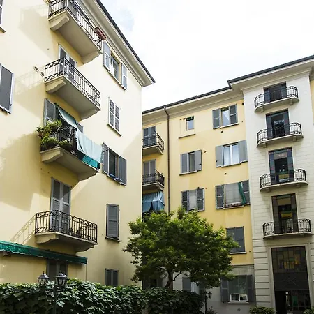 Via Ciro Menotti Halldis Apartment Apartman *