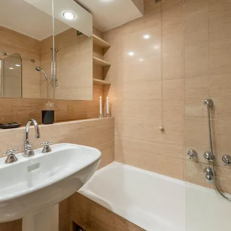 Apartman Royal - Centro Duomo Milánó