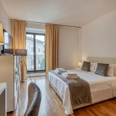 Royal - Centro Duomo Apartman *