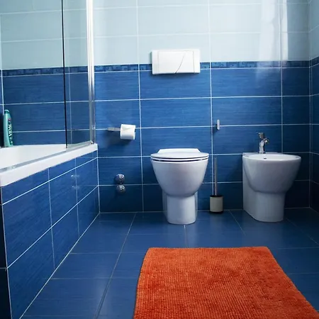 Bb Tortona * ميلان