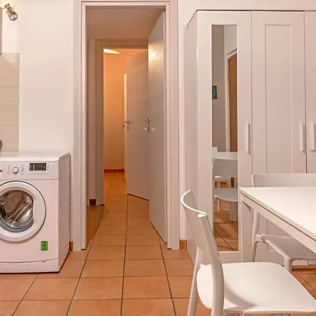 Via Serrati 21 Apartment Milan
