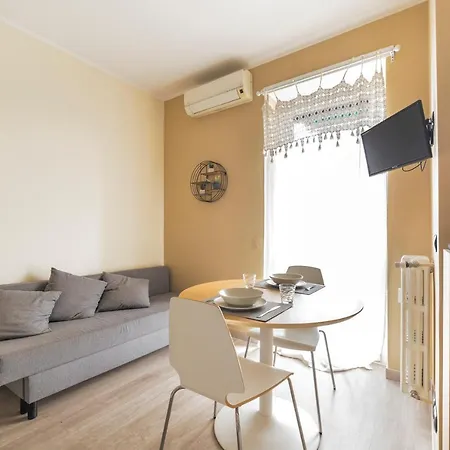 Apartment Pasteur Modern With Terrace! Milan