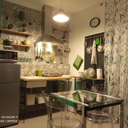 In Voga 2 Guinizelli Cir 015146-cni-03667 ميلان