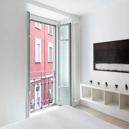 Apartment Comfort Garibaldi Milan
