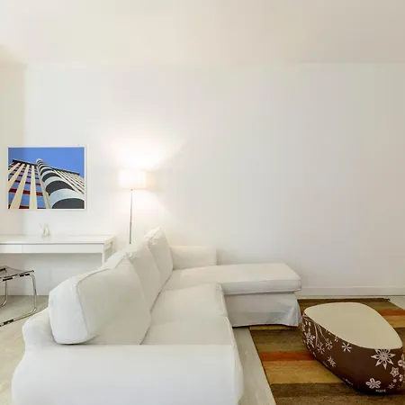 Comfort Garibaldi Apartment Milan