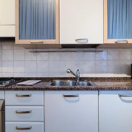 Primopiano - Via Pavia Apartman *