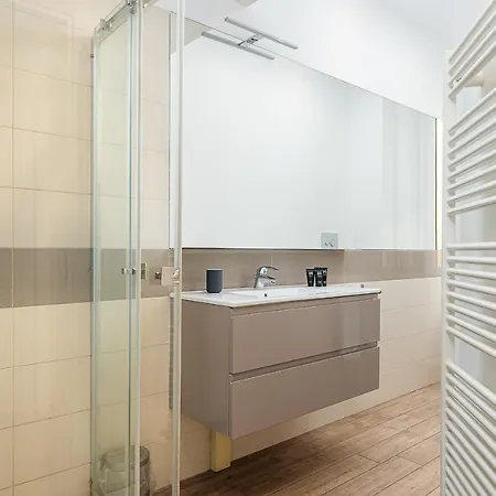 Hemeras Boutique Homes - Smart Flat With Balcony Near The City Center 아파트 밀라노