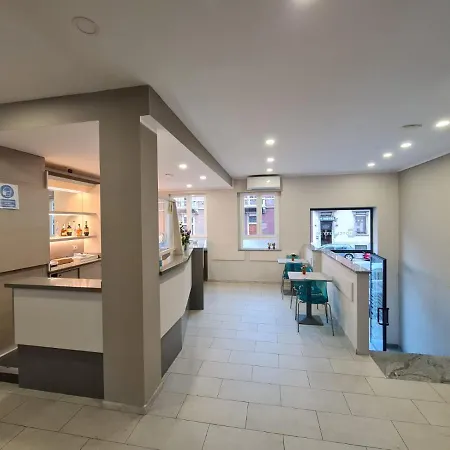 20 Hotel Milán