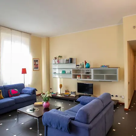 Stile Navy: Atmosfere Marinare In Centro A Milano! Apartment Milan