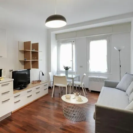 Poggibonsi By Halldis * ميلان