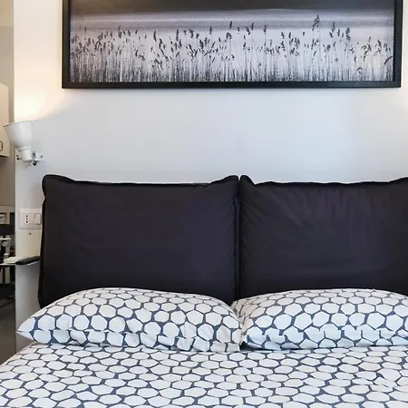 Primopiano - Schiaparelli C Flat Apartman *