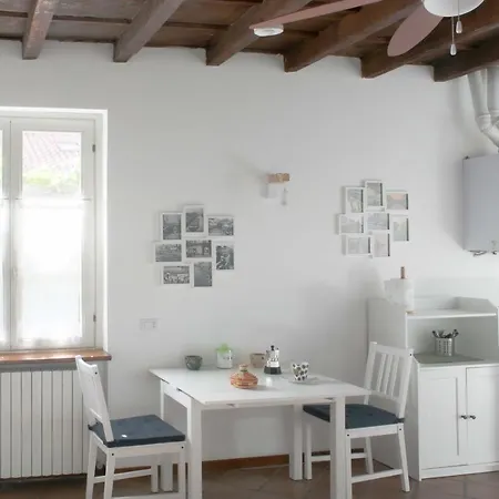 Apartment Bnbutler - Alzaia Naviglio Grande - Your Nest In The Romantic District In