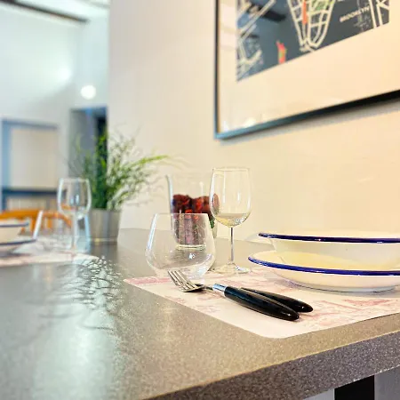 Apartamento Porta Romana - 5 Minuti Dal Duomo Con Netflix Milão