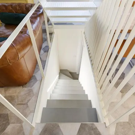 Apartment Modern & Stylish Loft - 2 Min From Station *