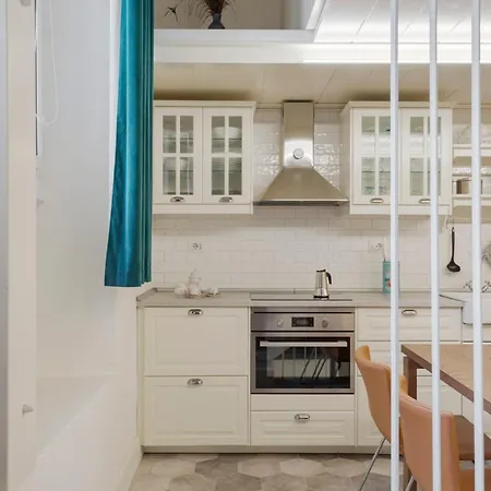 Apartament Modern & Stylish Loft - 2 Min From Station Mediolan