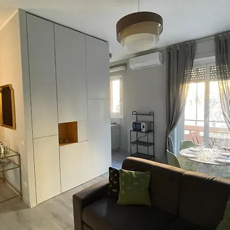 Apartment Stilish Few Steps From The Underground Milan