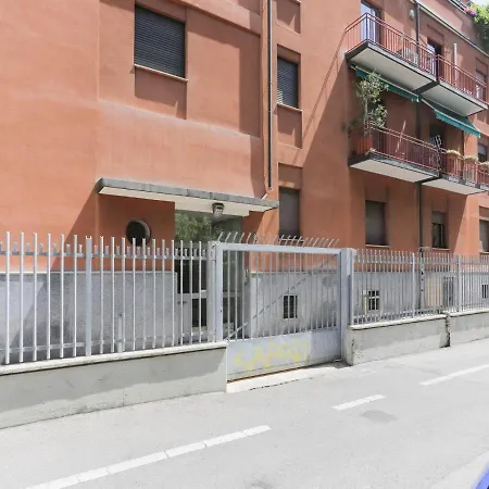 The Rent - With Balcony In Amendola Apartment *