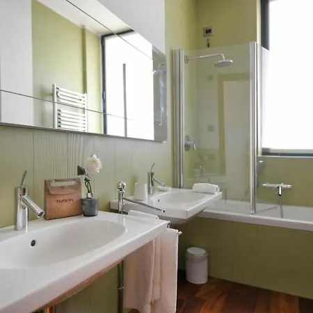 Apartment Castillia, Bosco Verticale
