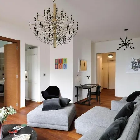 Apartment Castillia, Bosco Verticale *