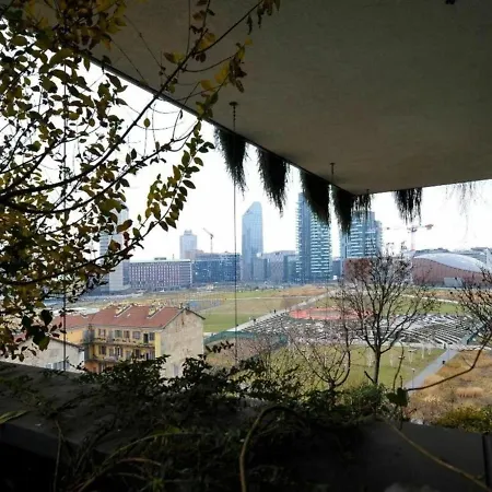 Apartment Castillia, Bosco Verticale *
