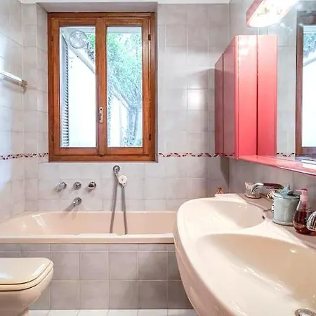 Appartamento Con Giardino - Zona Lotto Fiera *