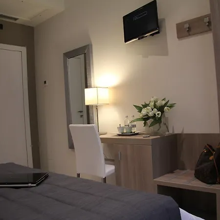 Szálloda Zara 3*