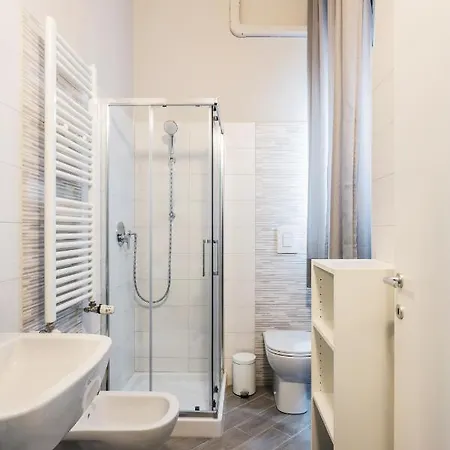 Cozy And Warm 1 Bedroom - Via Sapeto * Milán