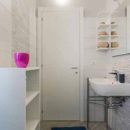 Cozy And Warm 1 Bedroom - Via Sapeto Apartamento Milán