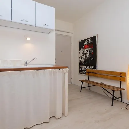 Bench * Μιλάνο