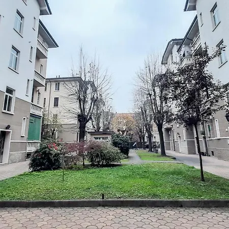 Διαμέρισμα Altido Stylish Loft For 4 In Famous Navigli District *