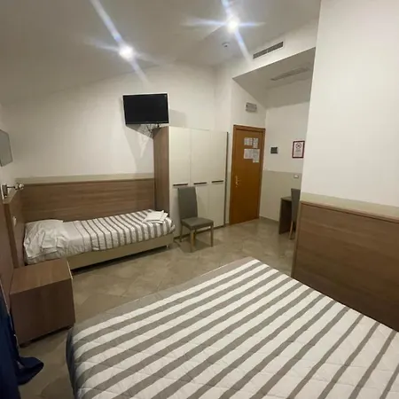 Hotell Montecarlo Milano