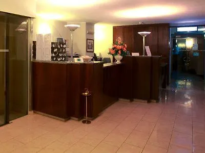 Garibaldi Palace Отель 3*