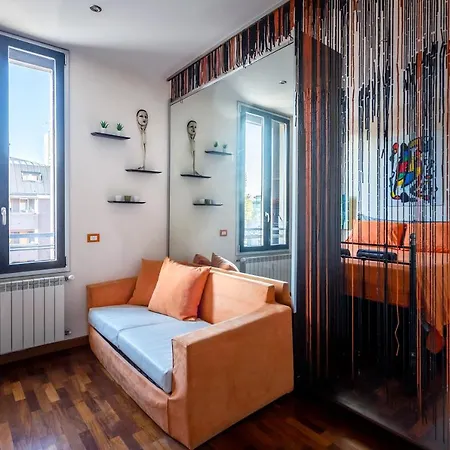 Lejlighed [central Station-duomo] Design, Wifi&netflix