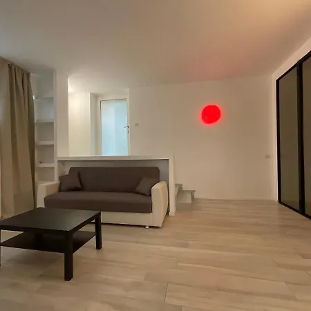 Very Big Central White Apartment * Milan