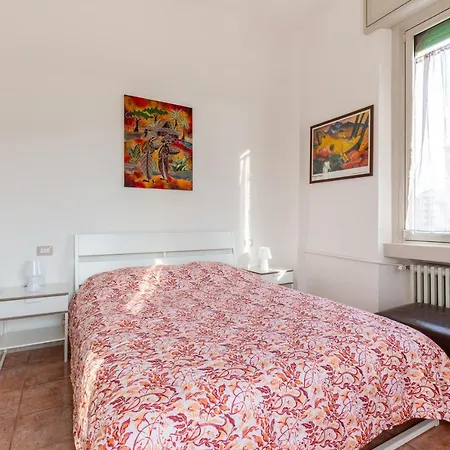 Cosy Close To Iulm