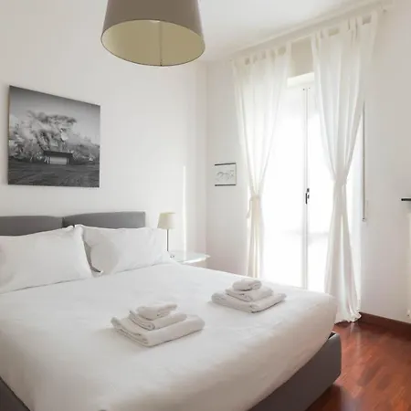 Italianway - Masaccio 18 B * Милан