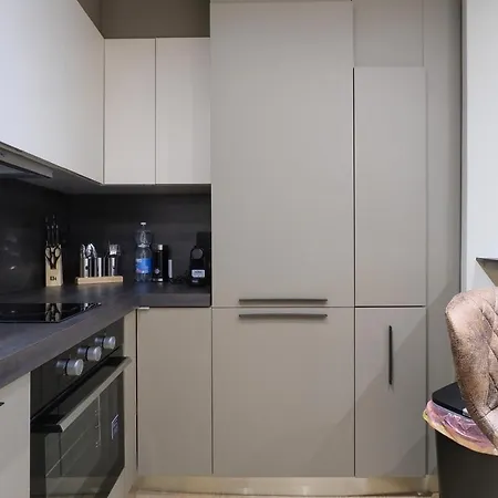 Premium Two-Level Studio Caiazzo Stazione Centrale *