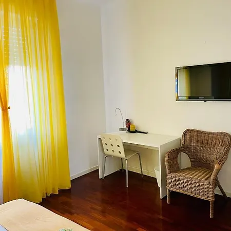 Via Padova 165 Milánó