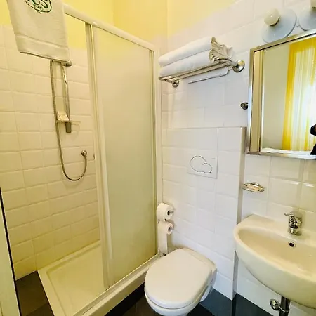 Casa de hóspedes Via Padova 165 3*