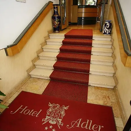 מלון Adler